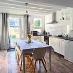 Dom wakacyjny Le Jardin D'angely By Cozylife Jardin *