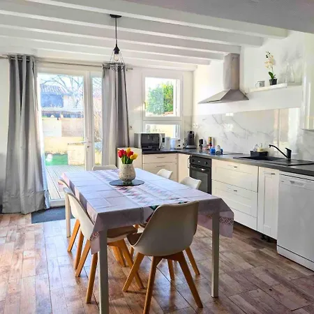 Feriehus Le Jardin D'angely By Cozylife Jardin *