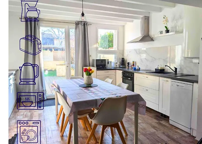 Сasa de vacaciones Le Jardin D'angély By Cozylife Jardin *