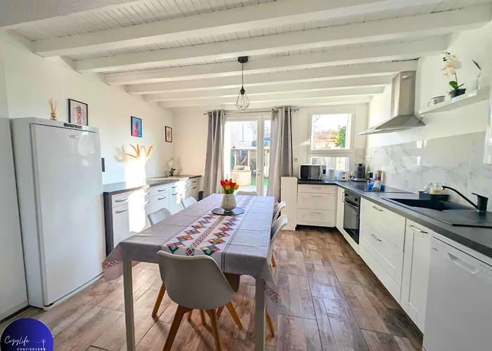 Casa de Férias Le Jardin D'angely By Cozylife Jardin Niort