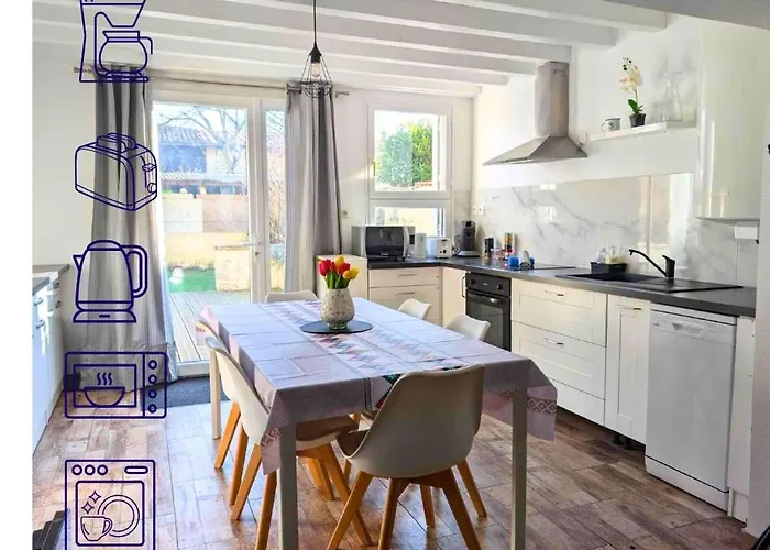 Сasa de vacaciones Le Jardin D'angély By Cozylife Jardin